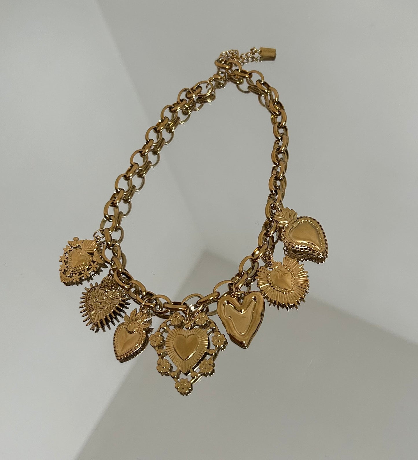 Collier Hearts